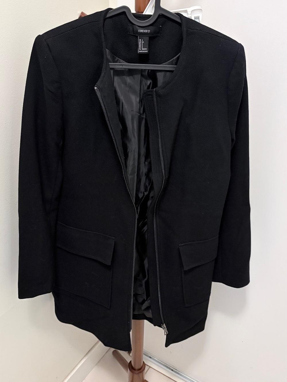 Forever 21 Black Collarless Zip Blazer
